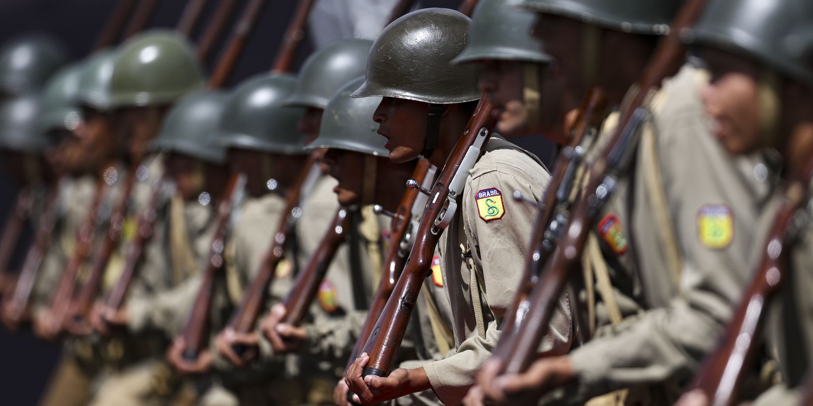 Exército mantém patrulhamento de fronteiras apesar do bloqueio orçamentário