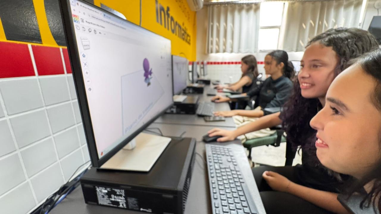 Governo de Goiás abre mais de 4 mil vagas gratuitas em cursos de tecnologia e negócios