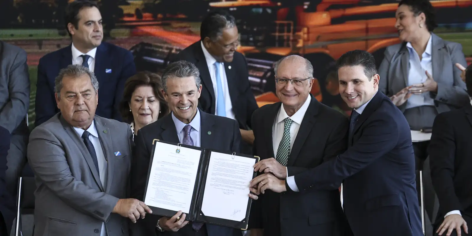 Governo federal anuncia novo Plano Safra de R$ 525,1 bilhões para o agronegócio