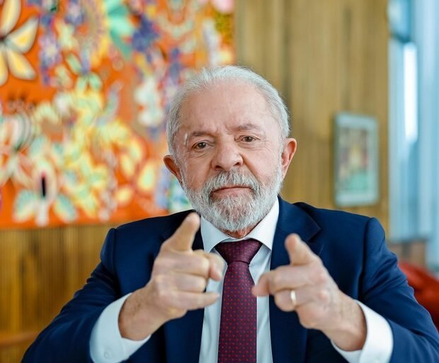 Lula expande coordenação de pré-campanha e estabelece comitê em Brasília