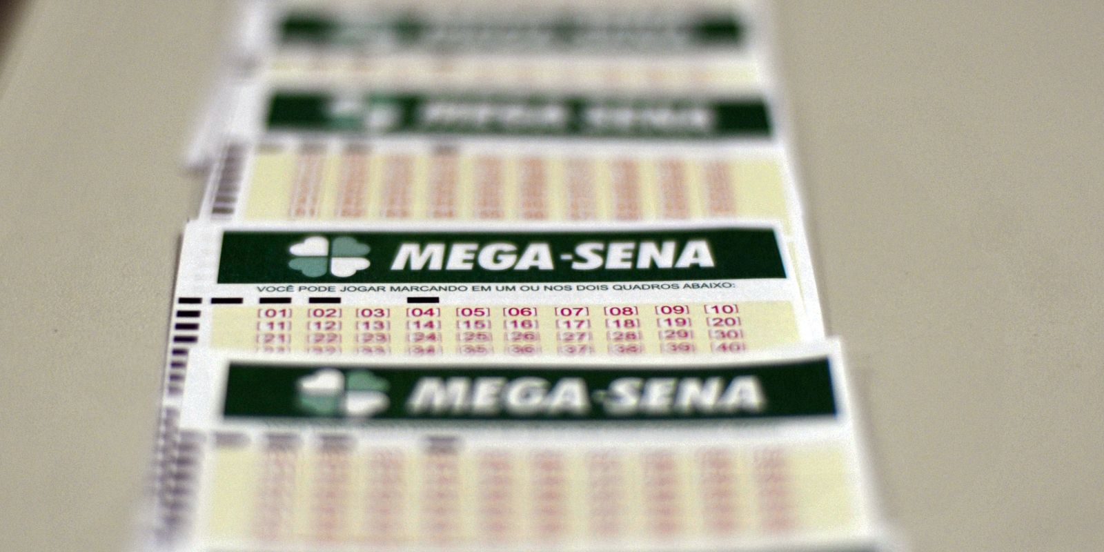 Mega-Sena acumula e prêmio chega a R$ 27 milhões