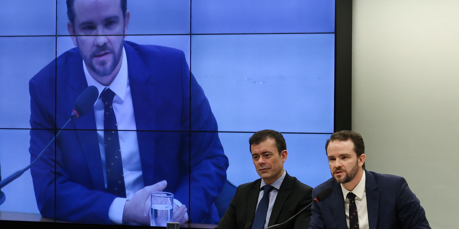 Durigan defende que trabalhador paga menos impostos e projeta melhora na economia brasileira