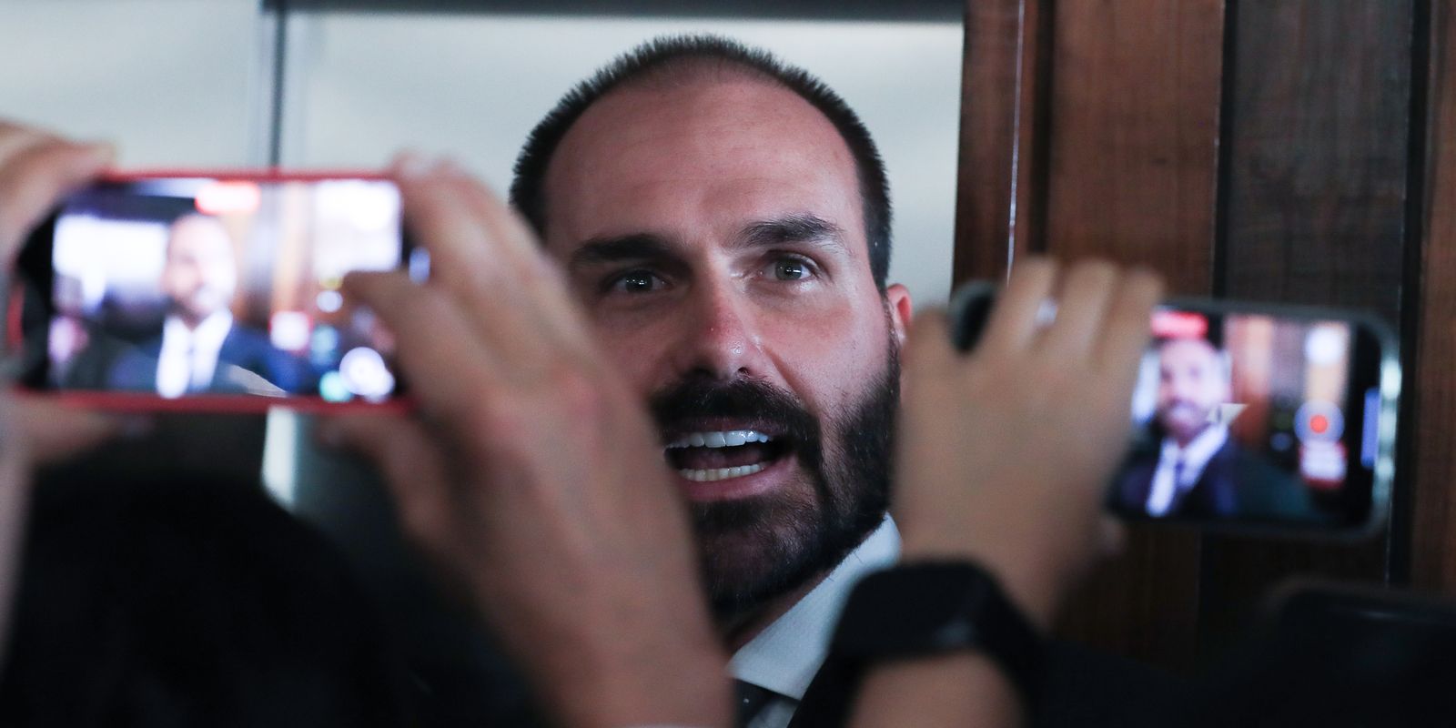 PGR defende condenação de Eduardo Bolsonaro por coação no caso do tarifaço