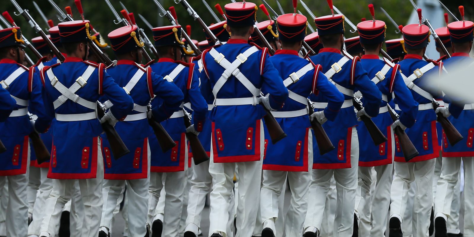 Alistamento militar obrigatório: prazo final para jovens se encerra nesta terça-feira