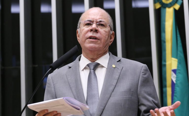 Projeto obriga comunicação de obras federais e estaduais às câmaras municipais