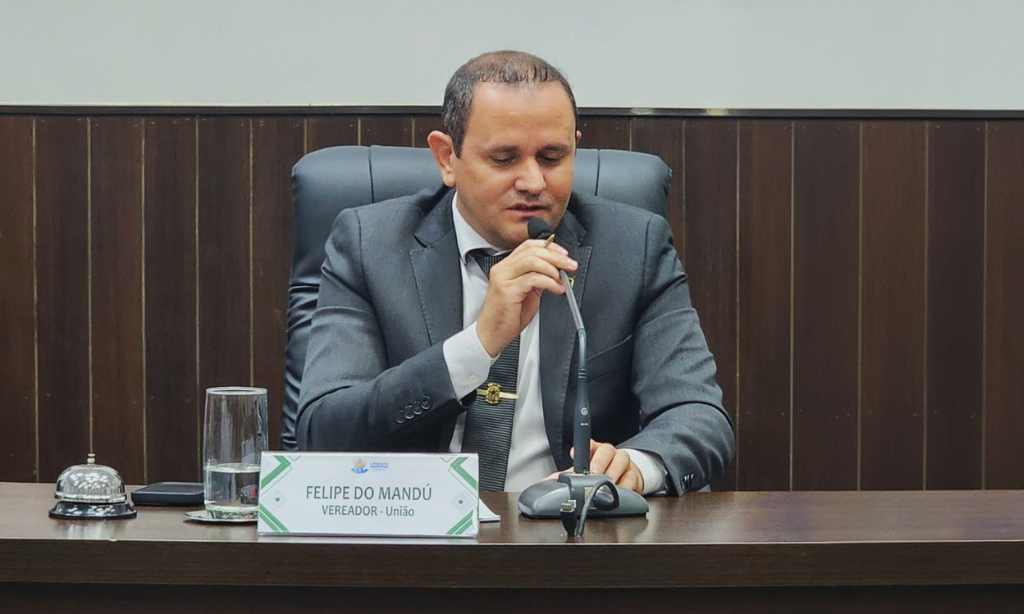 Felipe do Mandú protesta contra possível transferência da Central de Regulação do SAMU de Luziânia