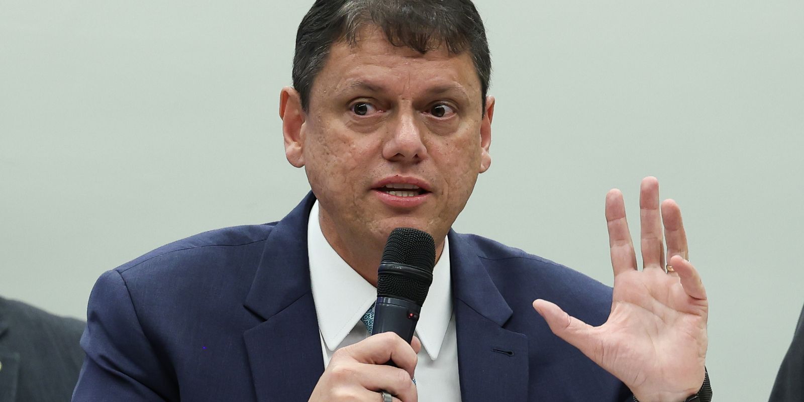 TCE aprova com ressalvas as contas do governo de Tarcísio de Freitas para 2025