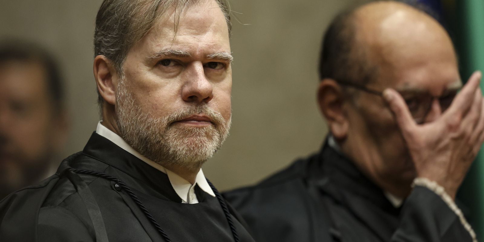 Dias Toffoli assume a presidência do TSE e ressalta papel do eleitor