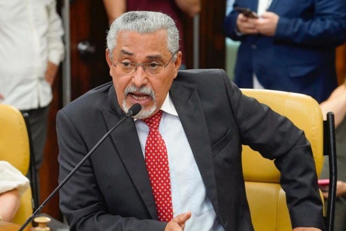 Vereador Senival Moura recebeu R$ 250 mil em espécie e é investigado por lavagem de dinheiro