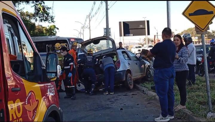 Acidente em Valparaíso deixa empresário e outros feridos