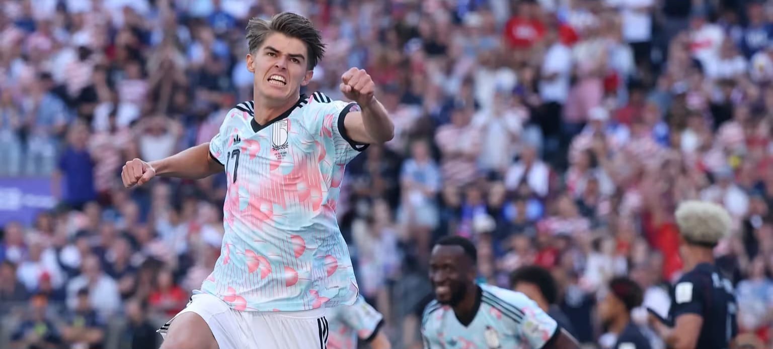 Bélgica goleia os Estados Unidos e avança às quartas da Copa do Mundo, apesar de intervenção de Trump