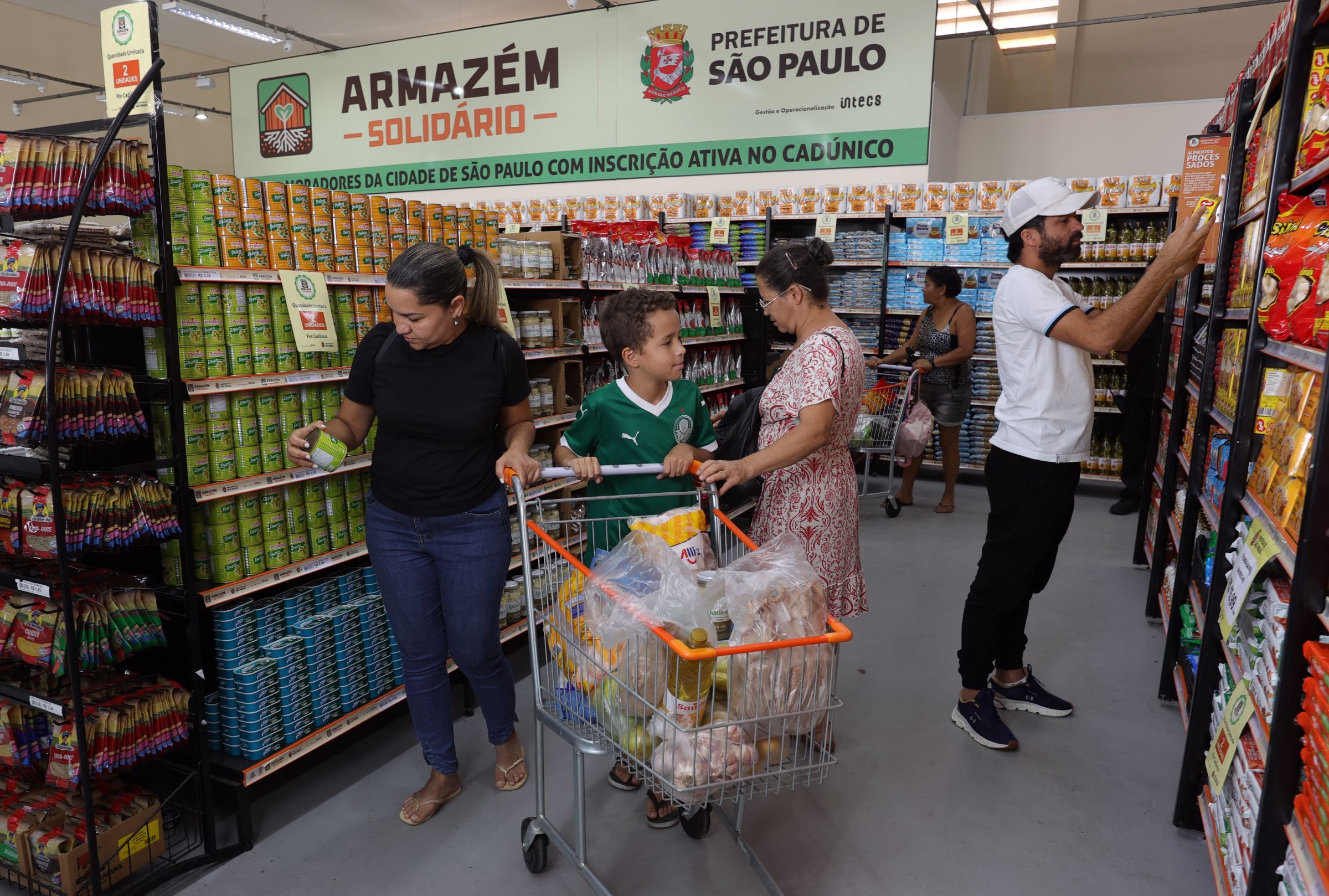 Armazém Solidário da Prefeitura de São Paulo supera meio milhão de atendimentos no 1º semestre