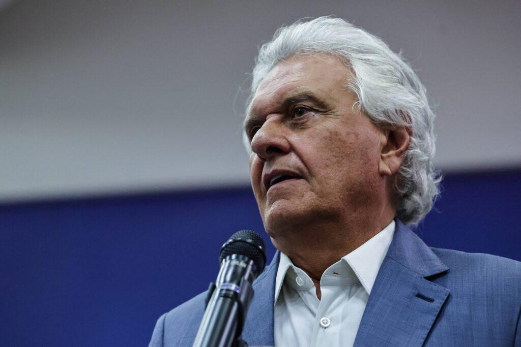 Ronaldo Caiado critica enfraquecimento da candidatura de Flávio Bolsonaro