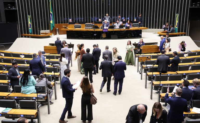 Câmara dos Deputados torna permanentes incentivos fiscais para a indústria da reciclagem