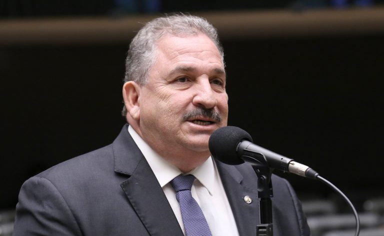 Comissão da Câmara aprova autorização para custeio de serviços em feiras