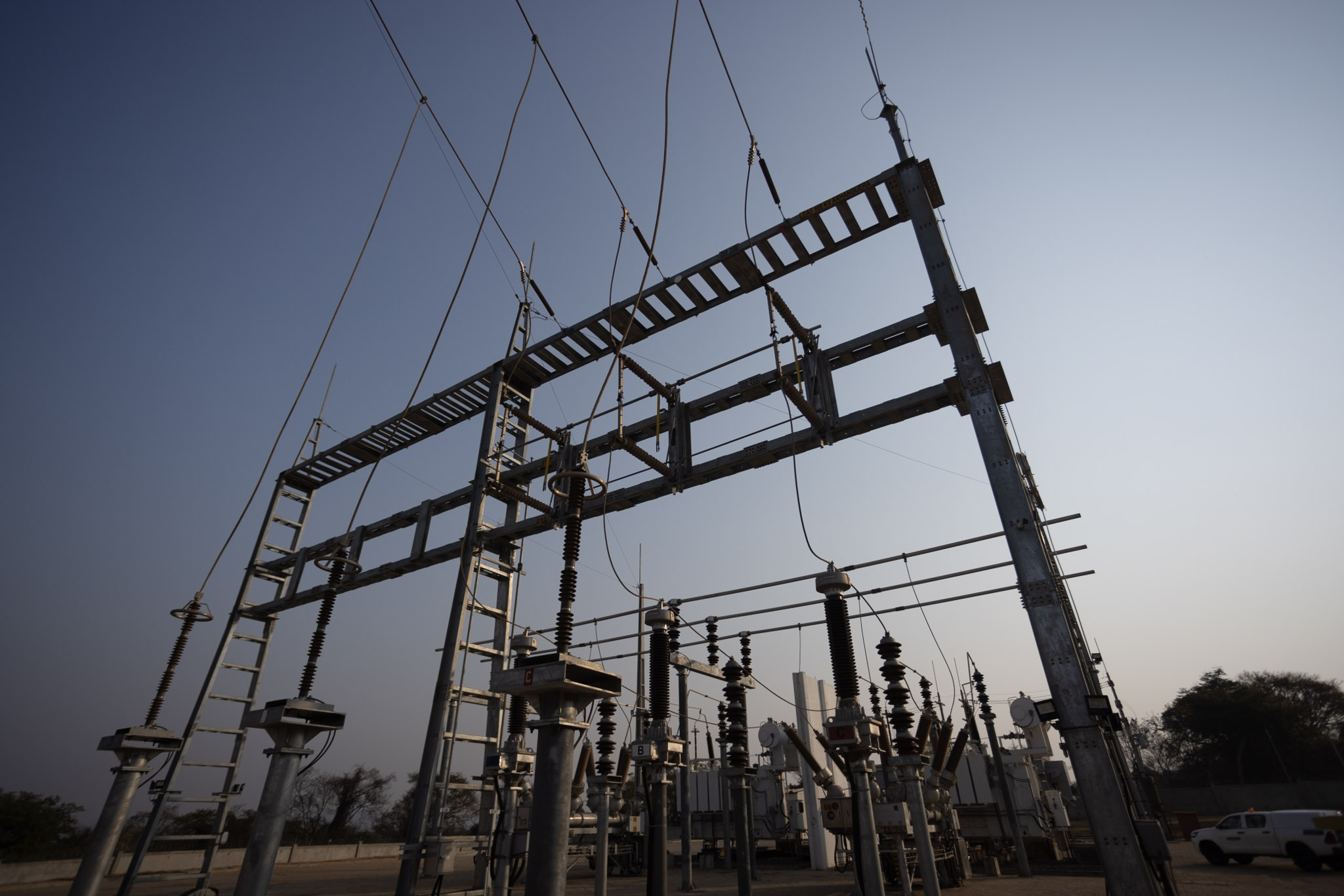 Equatorial Goiás investe na modernização da rede elétrica em Cristalina para impulsionar agronegócio