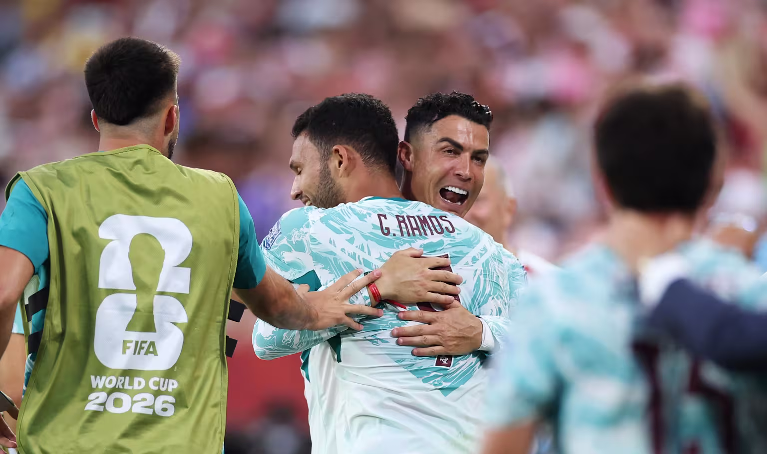 Cristiano Ronaldo marca, Portugal vira sobre a Croácia e avança às oitavas de final da Copa