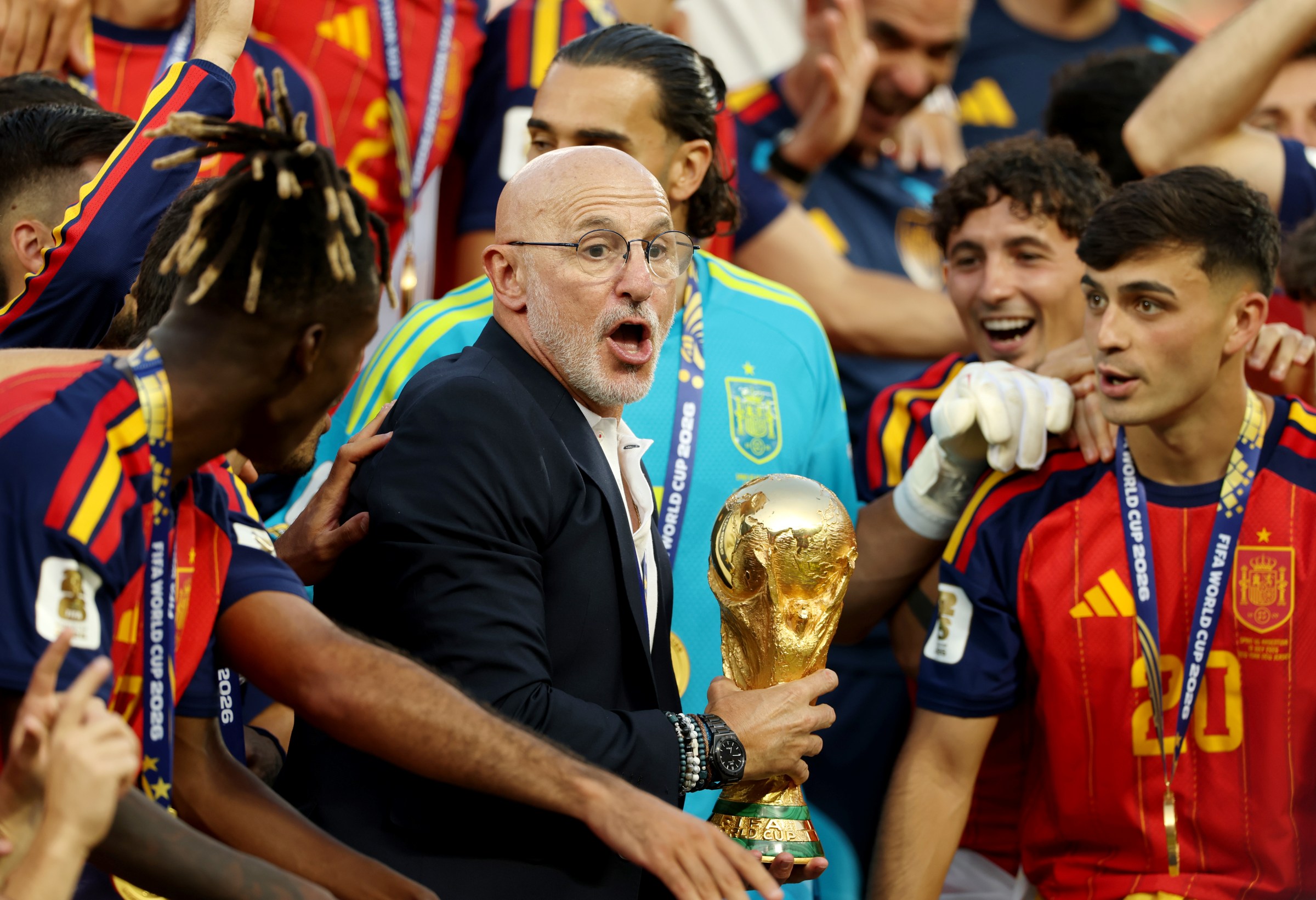 Luis de la Fuente: Da base da Espanha ao ápice da Copa do Mundo