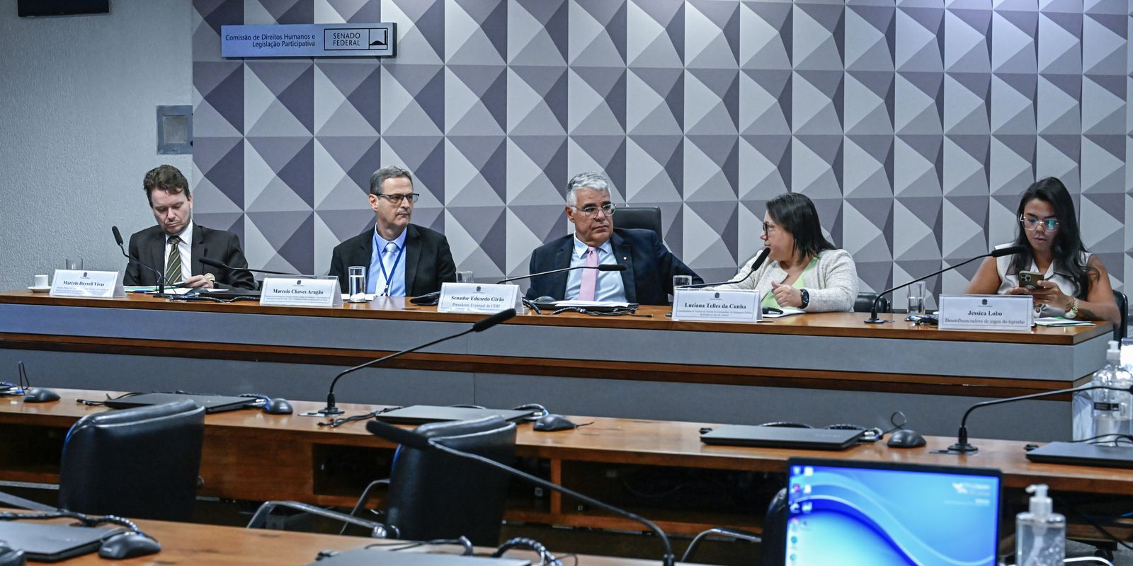 Defensores públicos clamam por regulamentação mais rigorosa na publicidade de apostas esportivas
