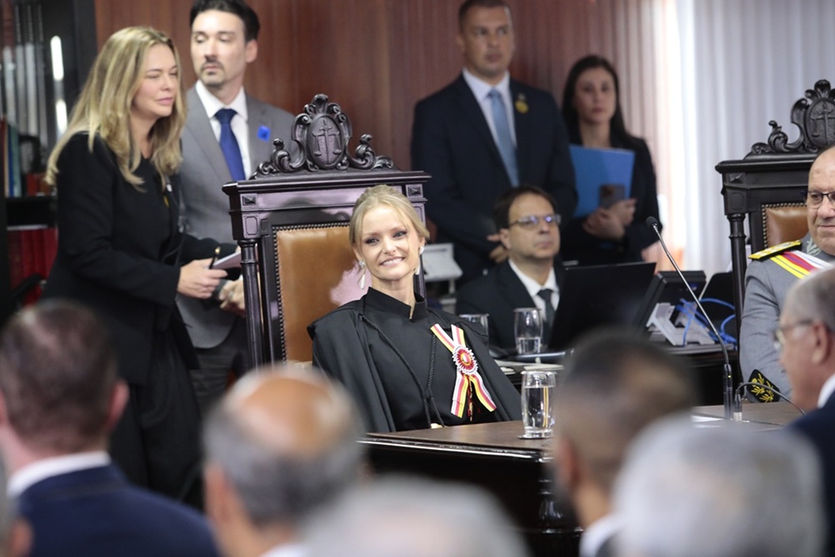 Suposto 'dono' de firma que pagou R$ 700 mil a ministra Verônica Sterman, do STM, confessa ser 'laranja'