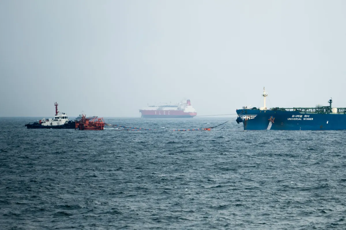 EUA respondem com ataques ao Irã após ofensiva em navios comerciais no Estreito de Ormuz