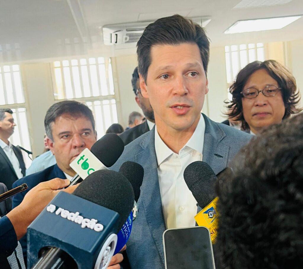 Goiás firma acordo para instalação de indústria bélica sul-coreana com aporte de R$ 77 milhões