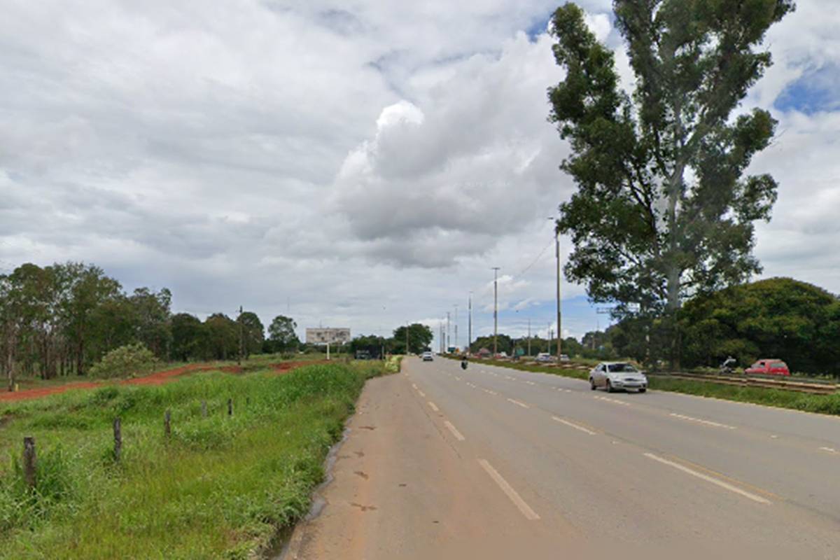Homem morre em atropelamento na BR-070, perto da Flona