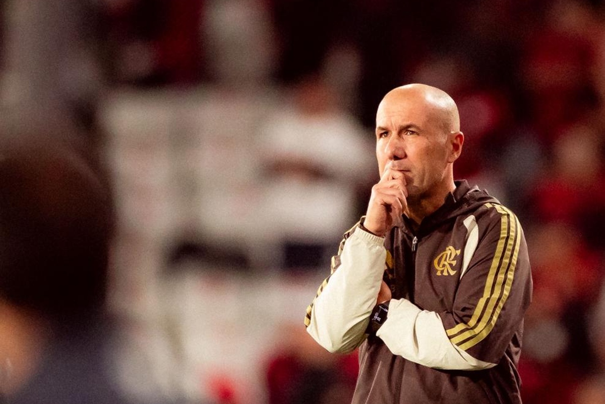 Após empate do Flamengo, Leonardo Jardim cobra mais agressividade