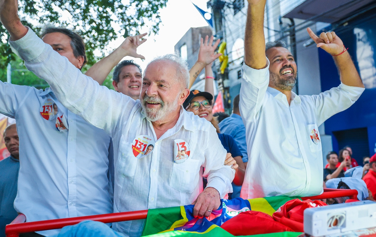 Lula marca presença em convenções partidárias no Ceará e Bahia