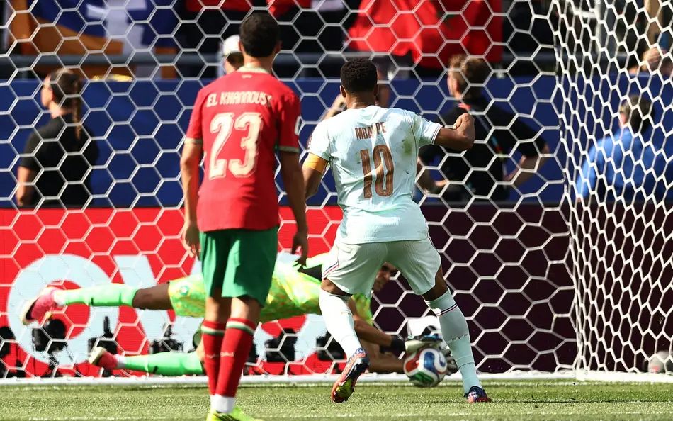 Mbappé brilha com golaço após pênalti perdido e leva França à semifinal da Copa do Mundo