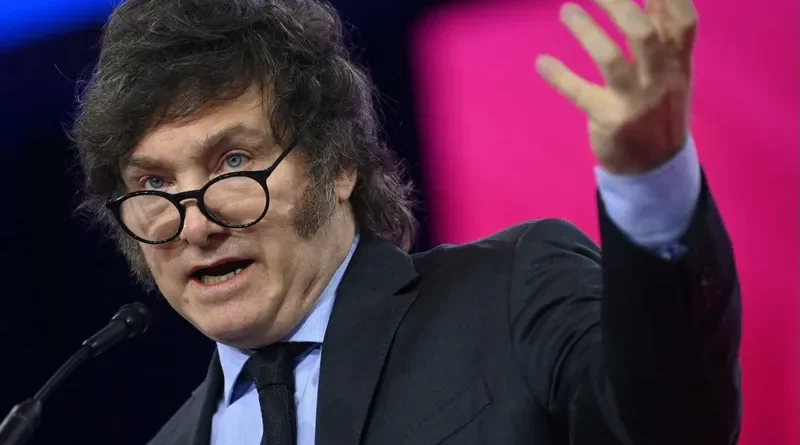 Javier Milei acusa governo brasileiro de financiar campanha contra a Argentina