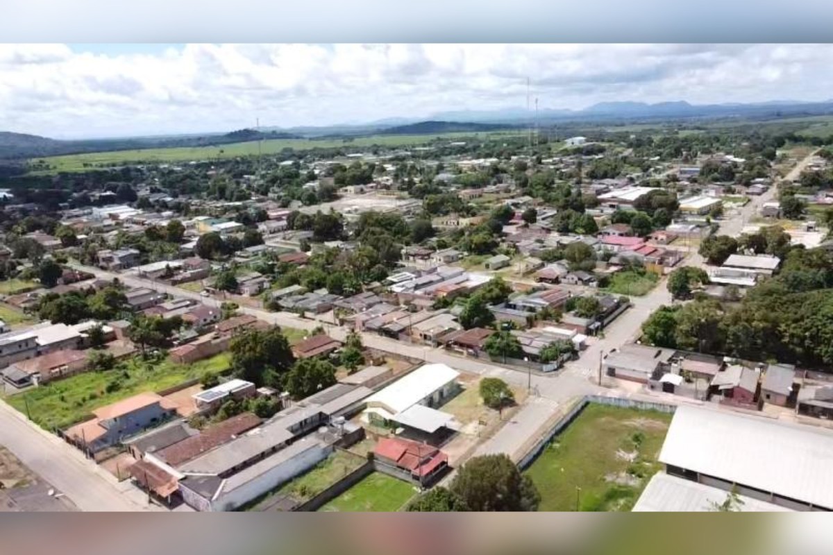 Município de Iracema pagou 32% a mais por ambulâncias com emendas Pix