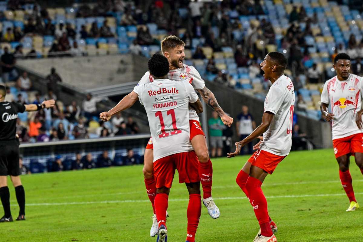 Palpite Bragantino x Coritiba pelo Brasileirão: odds e análise