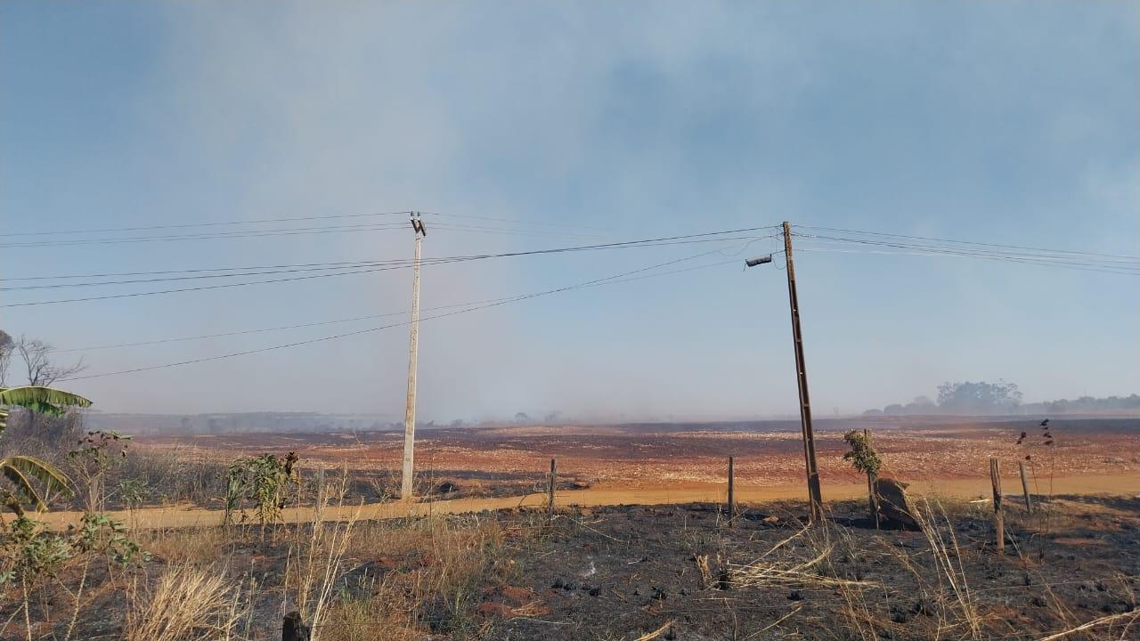 Queimadas colocam fornecimento de energia em risco durante período de estiagem em Goiás