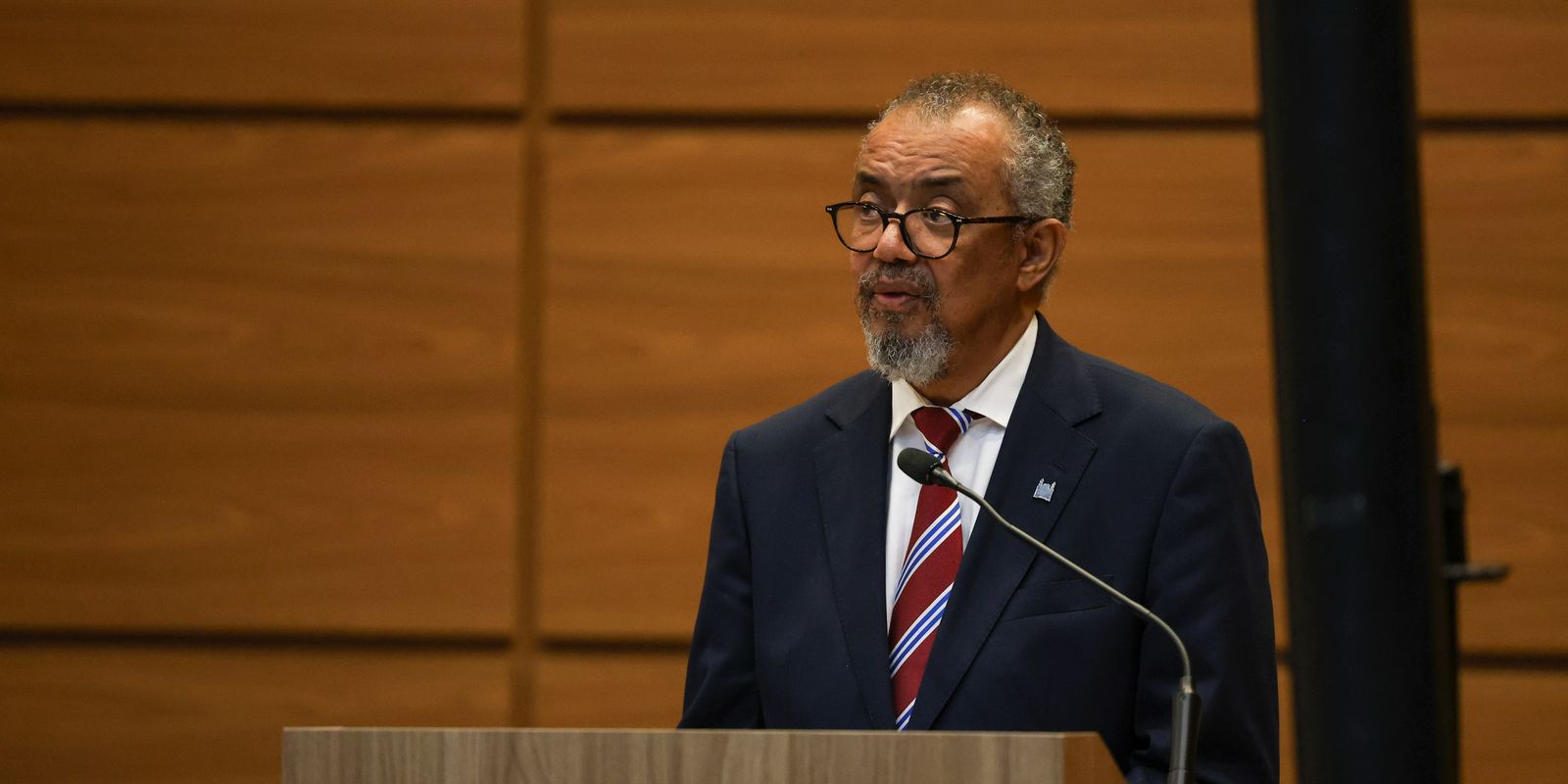 Risco global do surto de ebola é baixo, afirma diretor da OMS no Rio