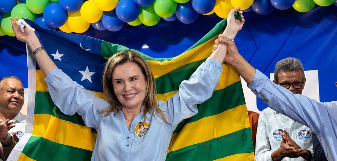 Ana Paula Rezende oficializa candidatura a deputada estadual em ato na cidade de Mineiros