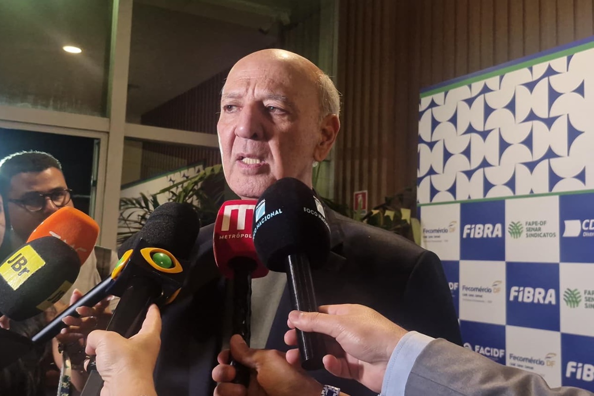 Arruda propõe criação de agência de desenvolvimento econômico no Distrito Federal
