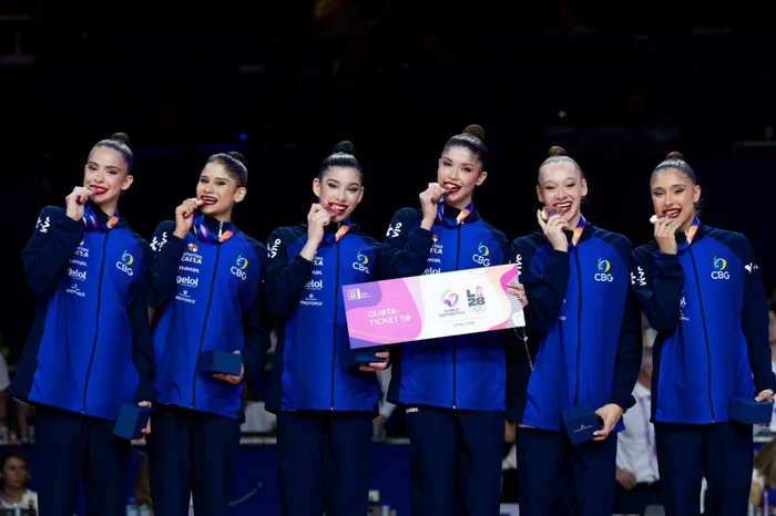 Brasil é bronze no Mundial de ginástica rítmica e fatura vaga olímpica