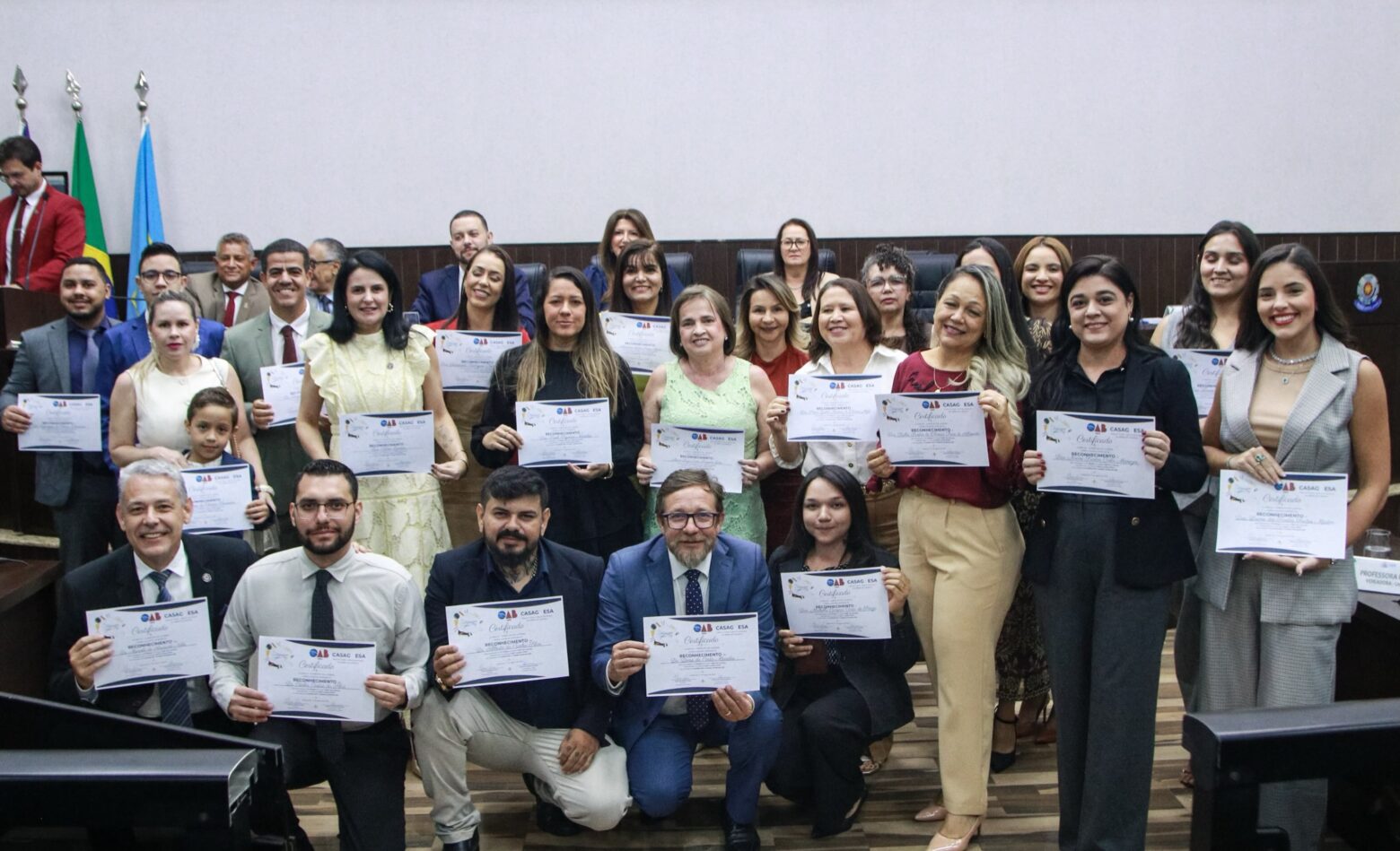 Câmara de Luziânia realiza homenagem ao Dia do Advogado em sessão solene especial