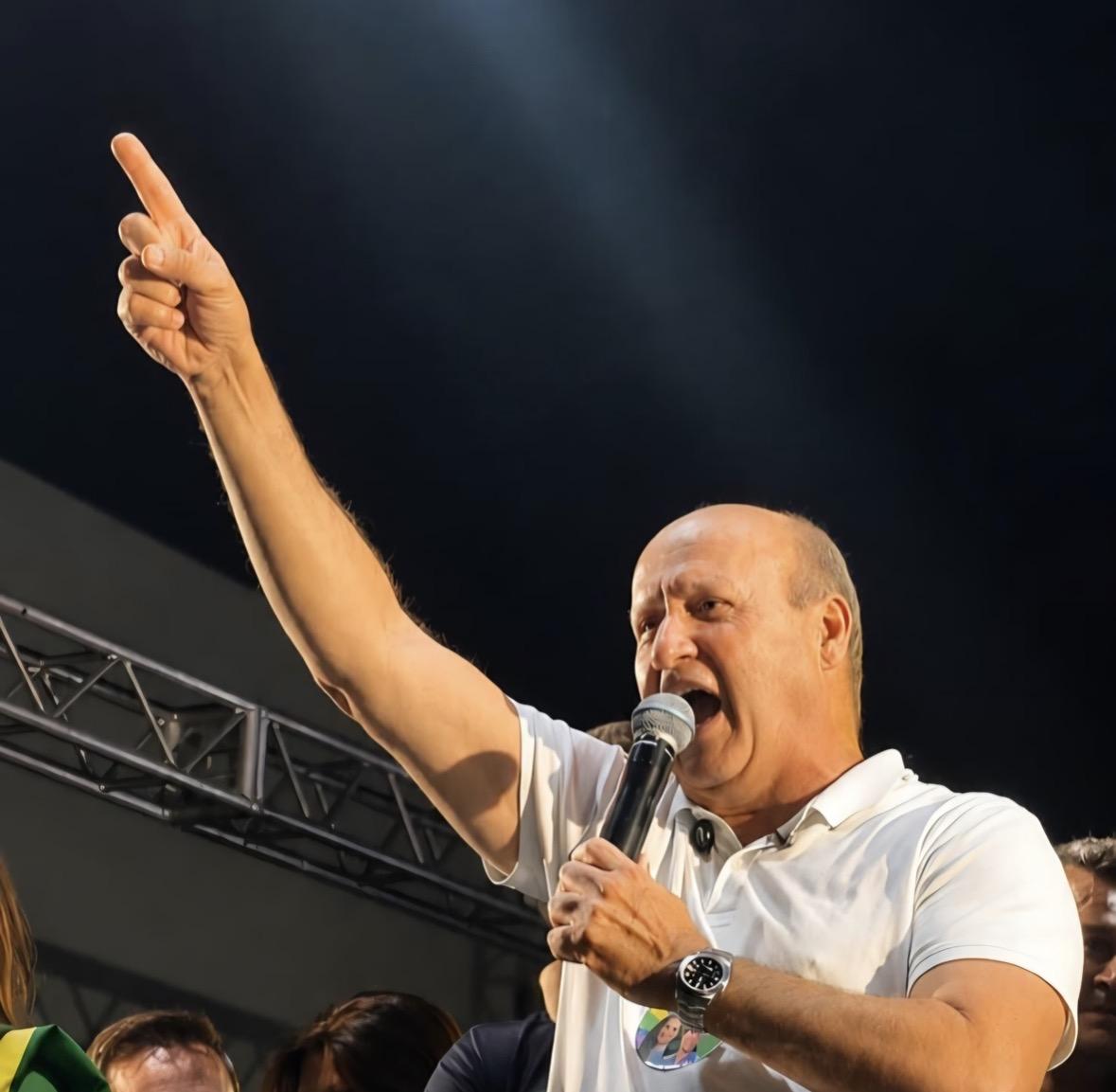 Célio Silveira dá pontapé inicial em sua campanha em Luziânia e faz dois pedidos importantes a Daniel Vilela para o Entorno Sul