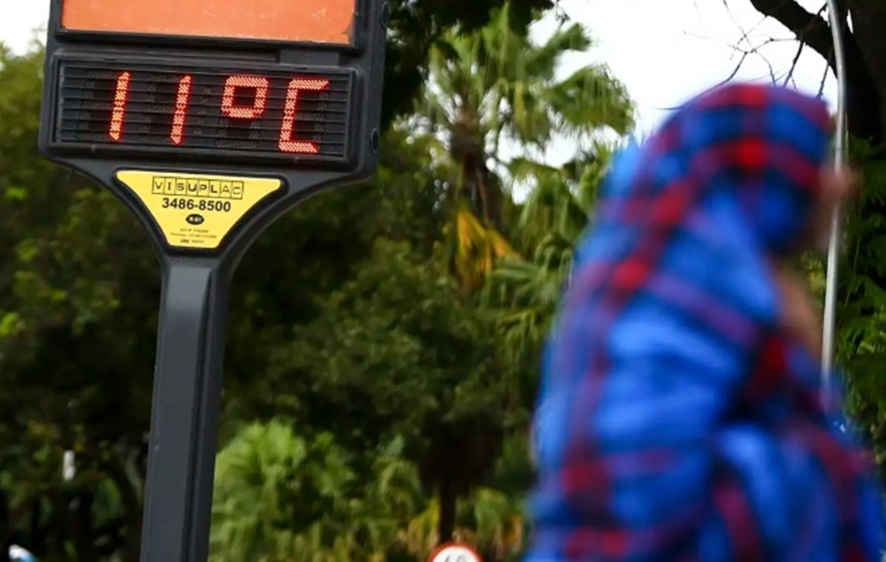 Massa de ar polar impulsionada por ciclone esfria o Sul e o Sudeste do Brasil neste sábado