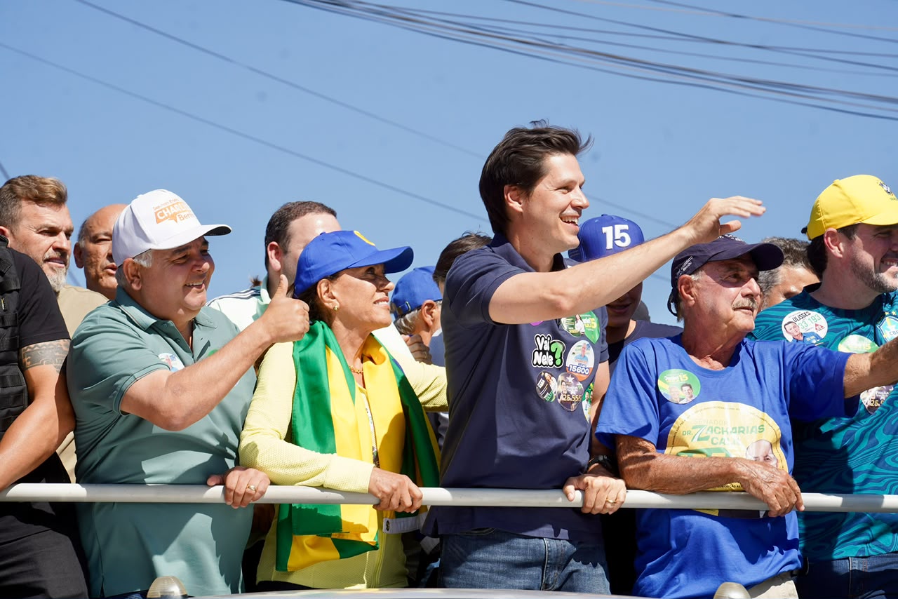 Carreata de Daniel Vilela em Goiânia percorre 16 km na Região Noroeste