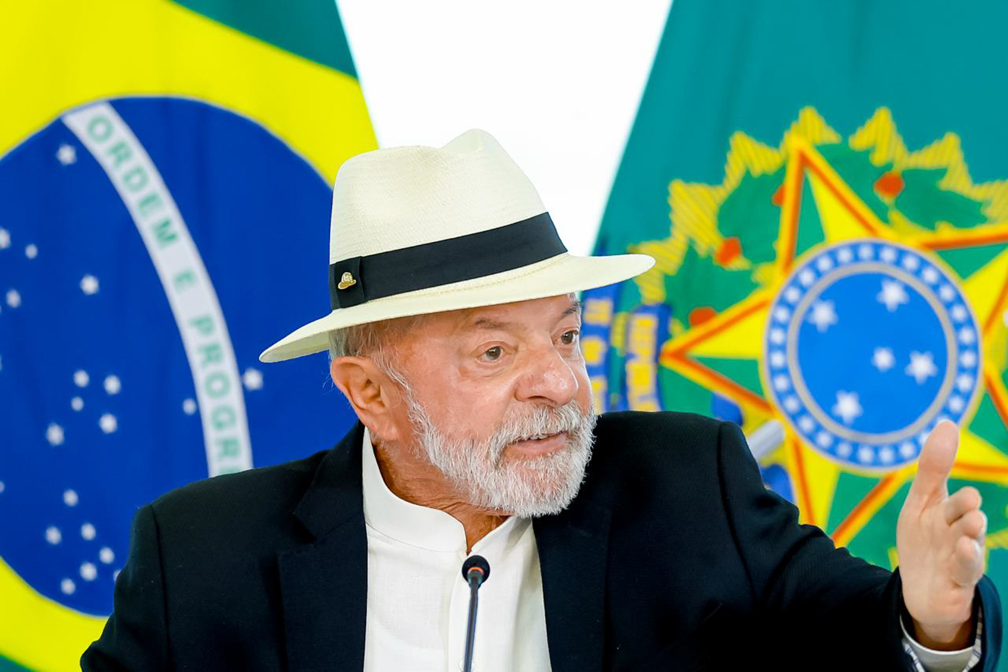 Pesquisa Datafolha indica que desaprovação ao governo Lula chega a 50%