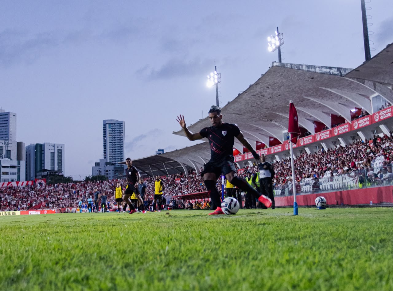 Atlético-GO na Série B empata com o Náutico e perde chance de G6