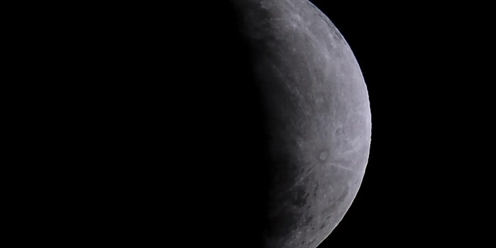 Eclipse parcial da lua nesta quinta-feira poderá ser visto em todo o Brasil