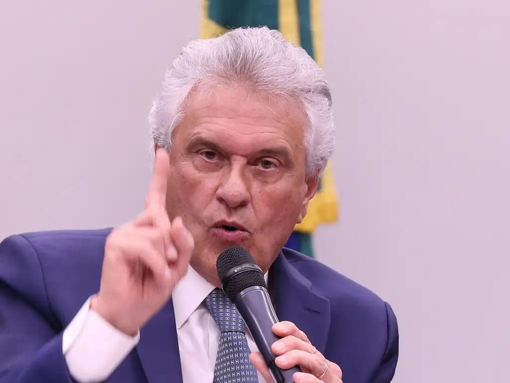 Ronaldo Caiado critica rivais e defende rigor no combate à corrupção