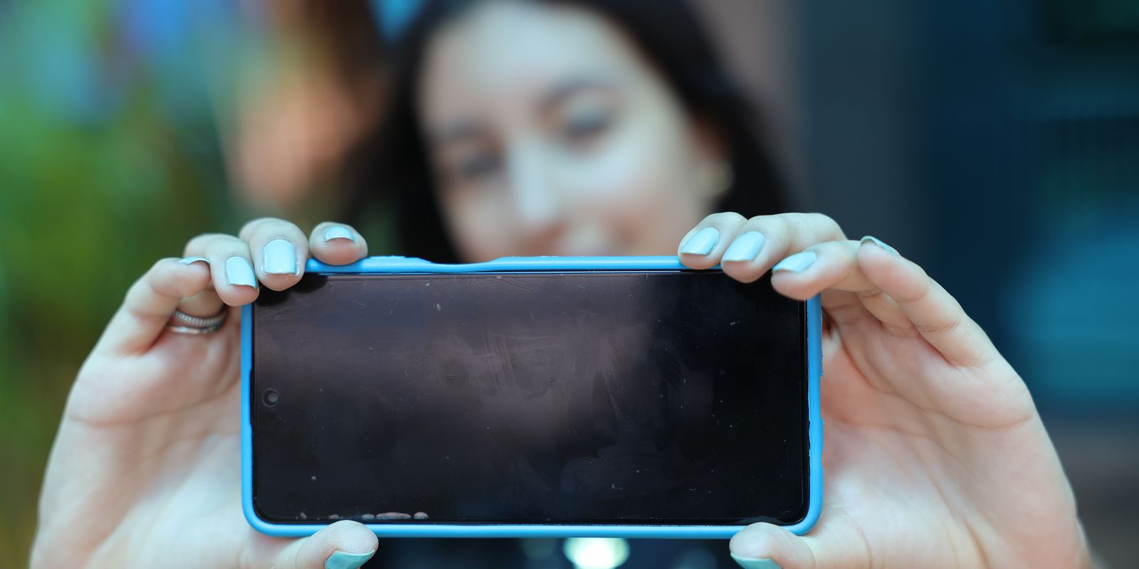 Estudo revela que adolescentes apontam falhas na internet e pedem mudanças