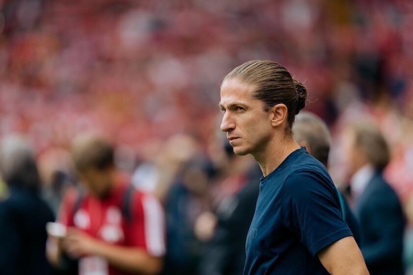 Monaco de Filipe Luís vence o Liverpool de virada por 3 a 2 em Anfield