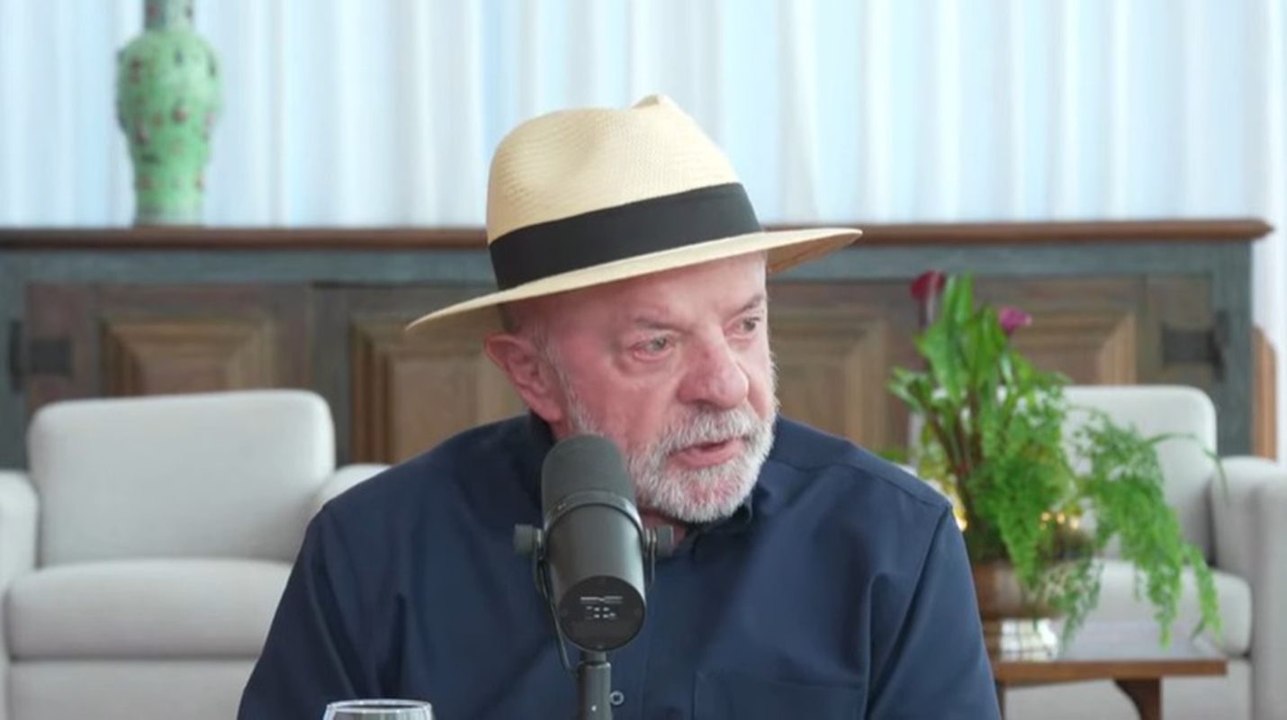 Em declaração de Lula, presidente afirma que não pedirá fim de inquérito contra filho