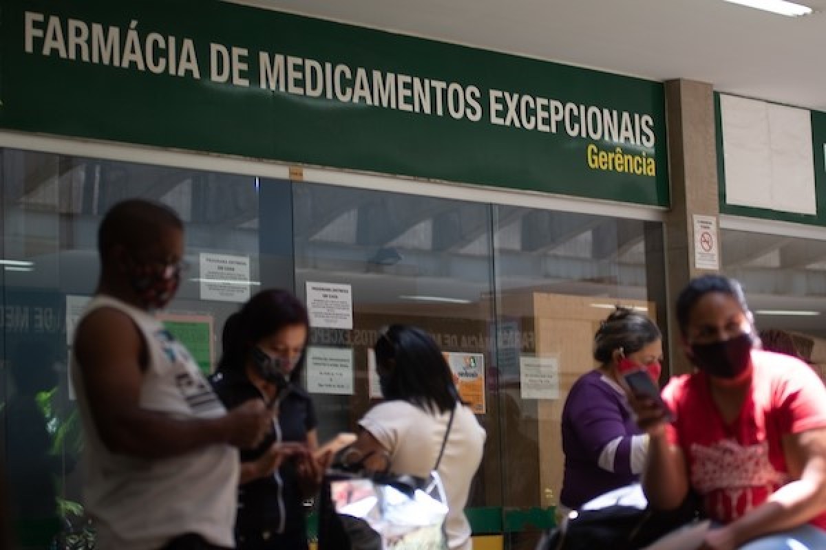 GDF cria grupo de trabalho para otimizar atendimento nas Farmácias de Alto Custo